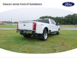 2025 F-450 Super Duty Thumbnail 3