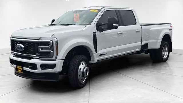 2025 Ford F-450 Super Duty King Ranch