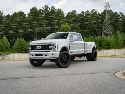 2026 Ford F-450 Super Duty 4X4 Lariat 4DR Crew Cab 8 FT. LB DRW Pickup