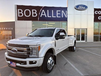 2018 Ford F-450 Super Duty 4X4 Limited 4DR Crew Cab 8 FT. LB DRW Pickup