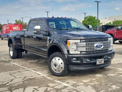 2019 Ford F-450 Super Duty 4X4 King Ranch 4DR Crew Cab 8 FT. LB DRW Pickup