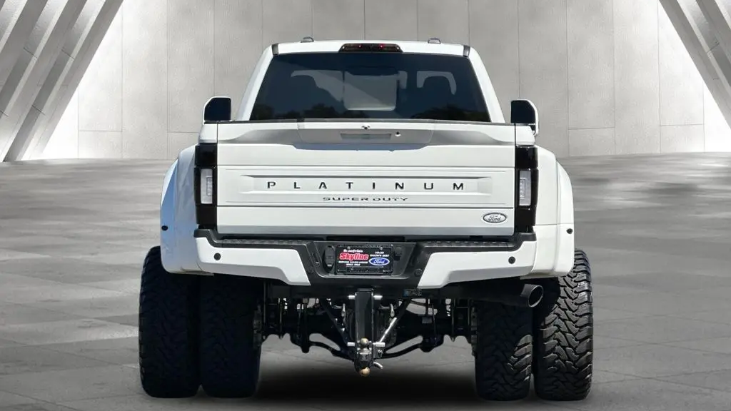 2022 Ford F-450 Super Duty XLT