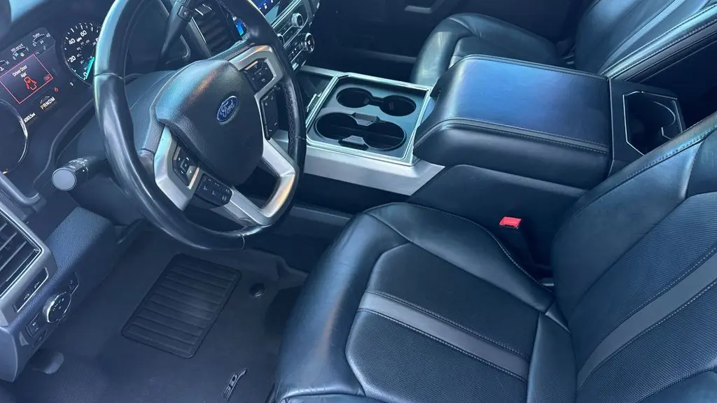 2022 Ford F-450 Super Duty XLT