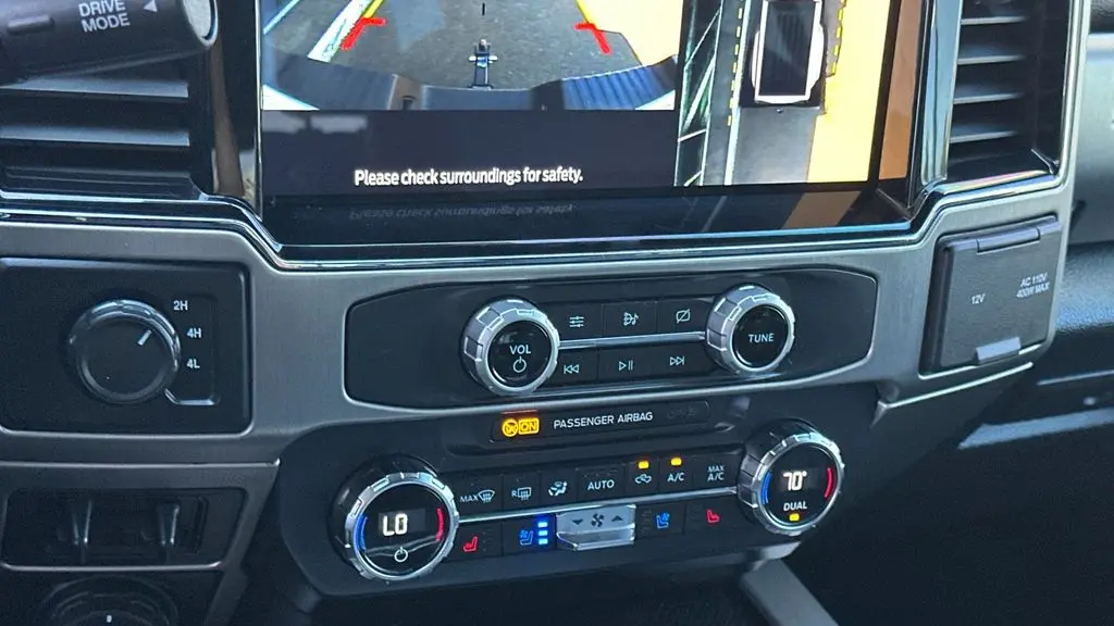 2022 Ford F-450 Super Duty XLT