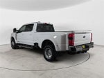 2025 F-450 Super Duty Thumbnail 3