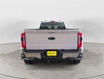 2025 F-450 Super Duty Thumbnail 4