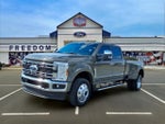 2026 F-450 Super Duty Thumbnail 2