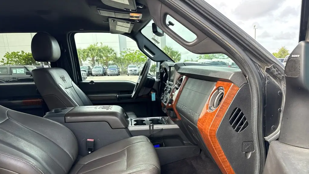 2015 Ford F-450 Super Duty King Ranch