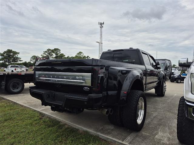 2022 Ford F-450 - $82,706