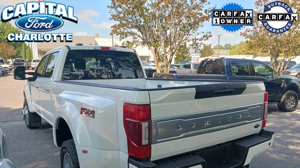 2022 Ford F-450 Super Duty Lariat