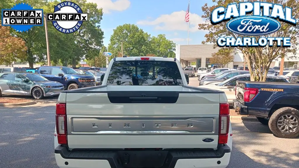 2022 Ford F-450 Super Duty Lariat