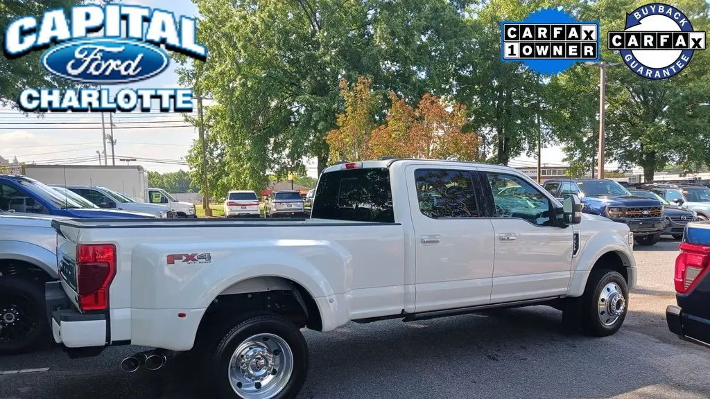2022 Ford F-450 Super Duty Lariat
