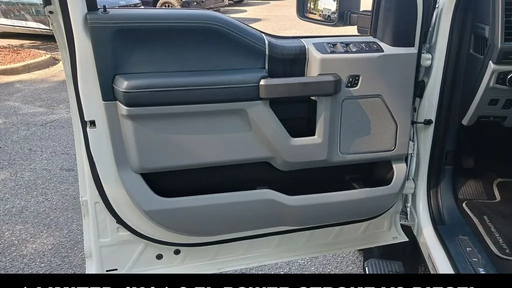 2022 Ford F-450 Super Duty Lariat