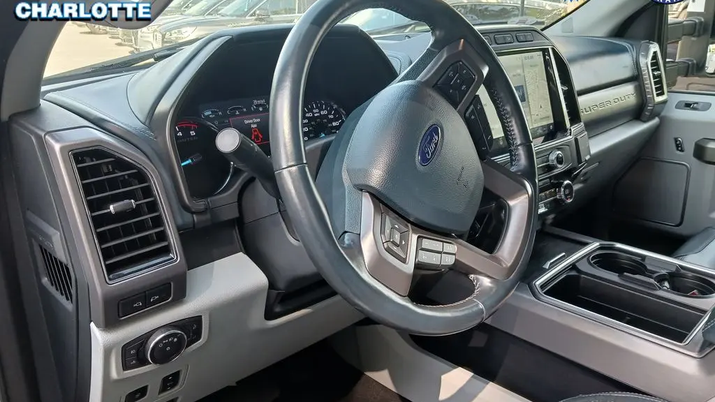 2022 Ford F-450 Super Duty Lariat
