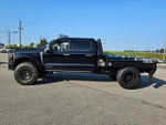 2025 F-450 Super Duty Thumbnail 4