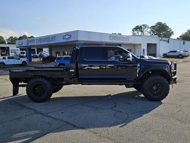 2025 Ford F-450 - $130,098