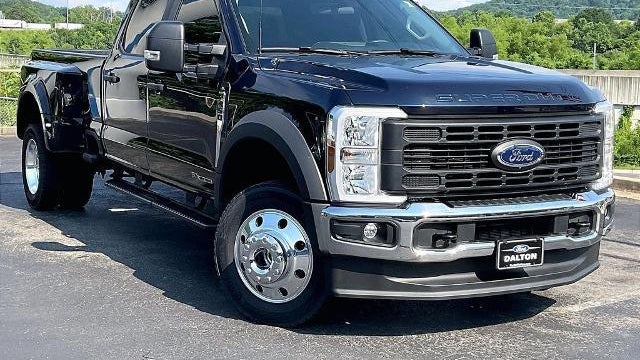 2025 Ford F-450 Super Duty XLT
