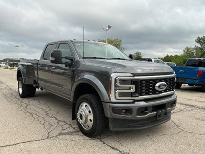 2025 Ford F-450 Super Duty 4X4 Platinum 4DR Crew Cab 8 FT. LB DRW Pickup