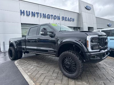 2026 Ford F-450 Super Duty 4X4 Platinum 4DR Crew Cab 8 FT. LB DRW Pickup