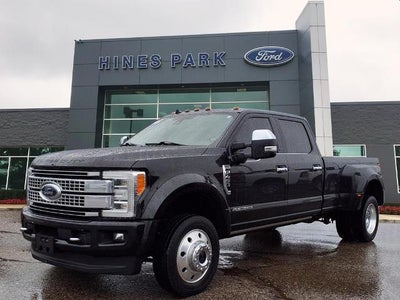 2019 Ford F-450 Super Duty 4X4 Platinum 4DR Crew Cab 8 FT. LB DRW Pickup