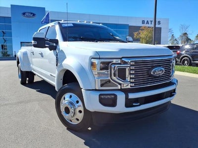 2022 Ford F-450 Super Duty 4X4 King Ranch 4DR Crew Cab 8 FT. LB DRW Pickup