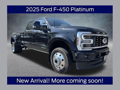 2025 Ford F-450 Super Duty 4X4 King Ranch 4DR Crew Cab 8 FT. LB DRW Pickup