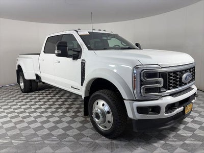 2026 Ford F-450 Super Duty 4X4 Platinum 4DR Crew Cab 8 FT. LB DRW Pickup