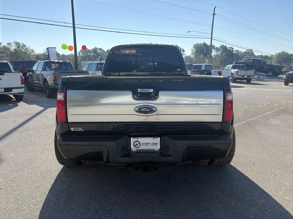 2013 Ford F-450 - $29,810
