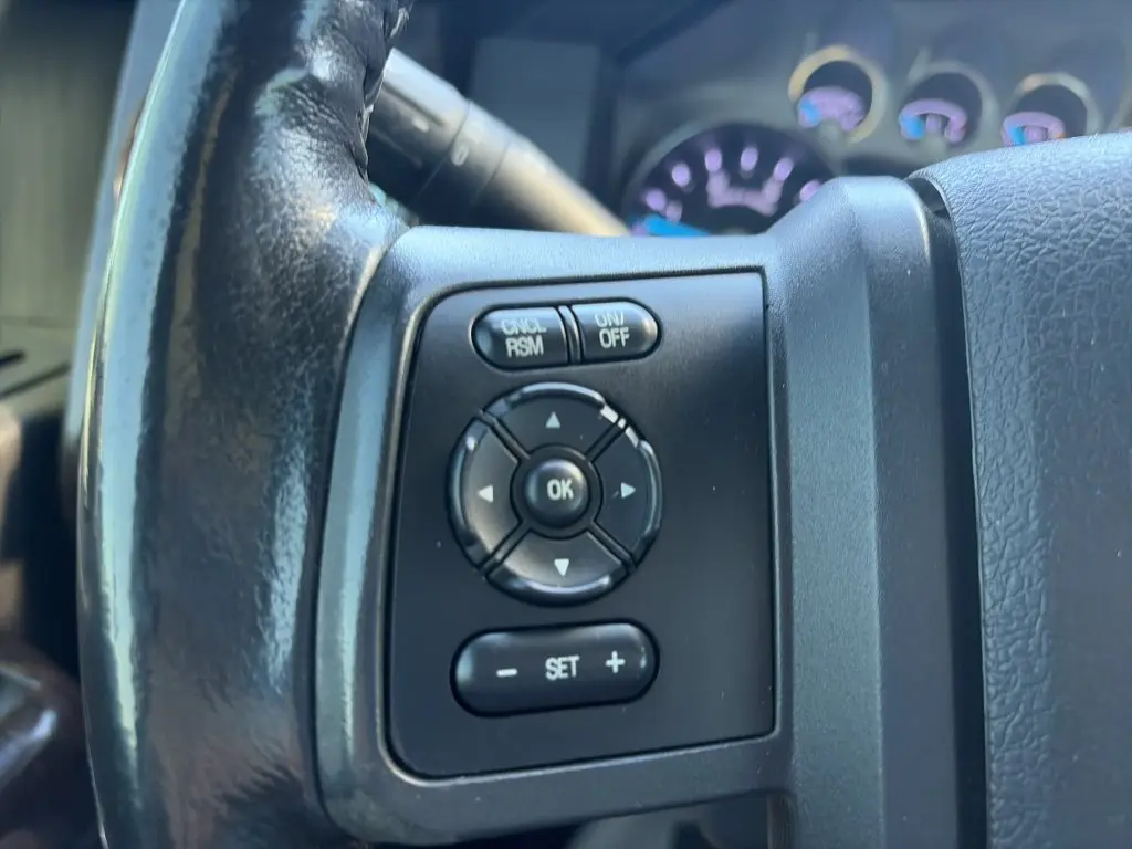 2013 Ford F-450 - $29,810