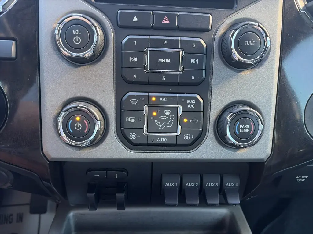 2013 Ford F-450 - $29,810