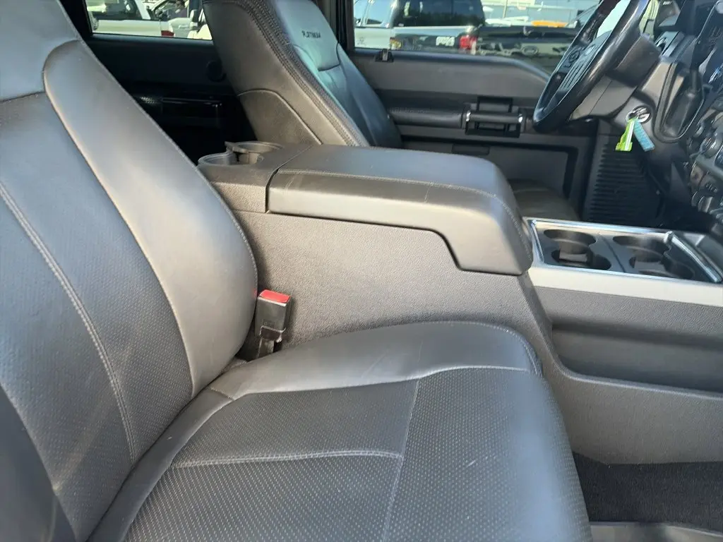 2013 Ford F-450 - $29,810
