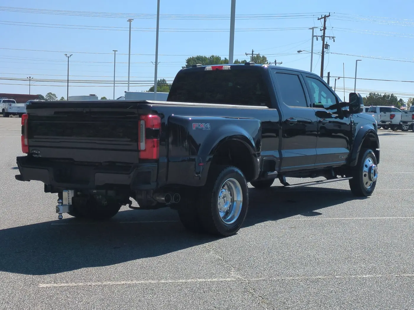 2025 Ford F-450 - $92,900