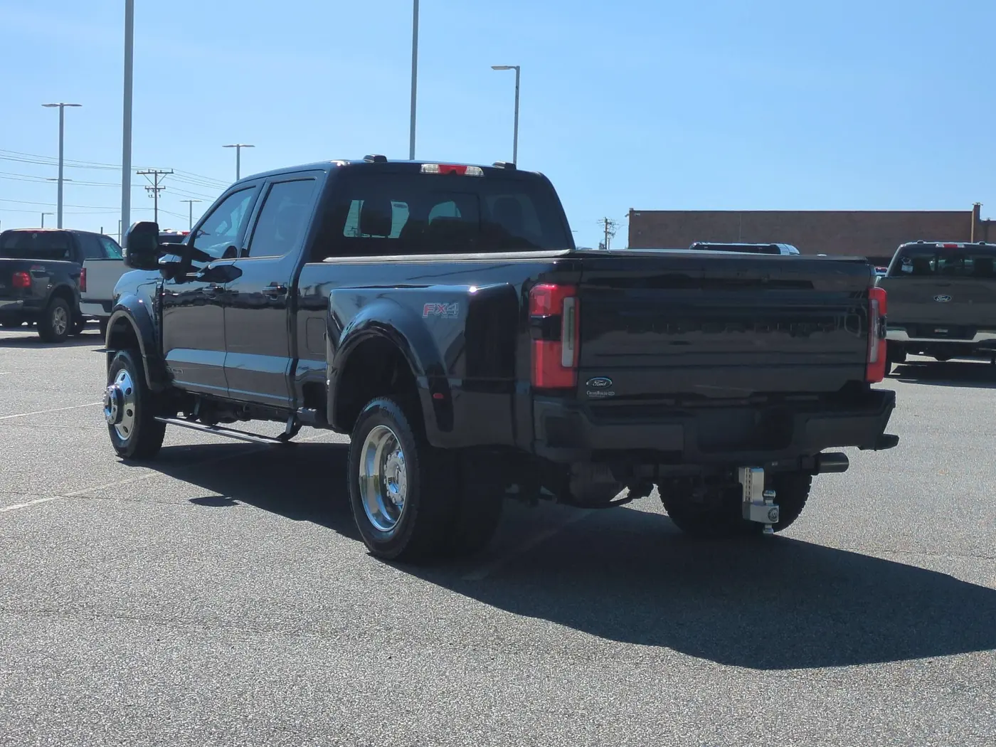 2025 Ford F-450 - $92,900