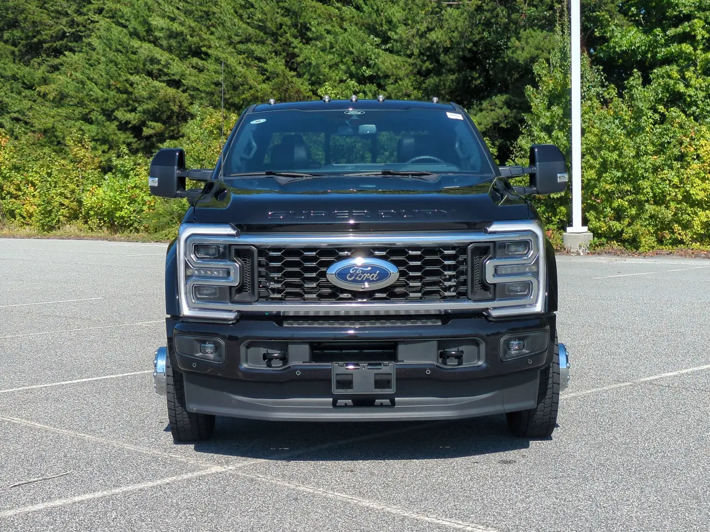 2025 Ford F-450 - $92,900