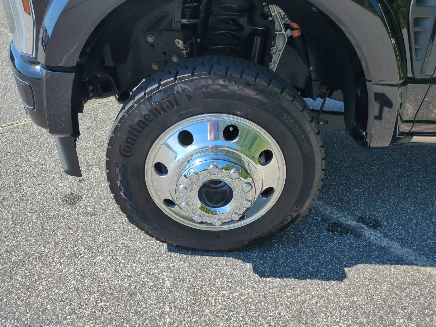 2025 Ford F-450 - $92,900
