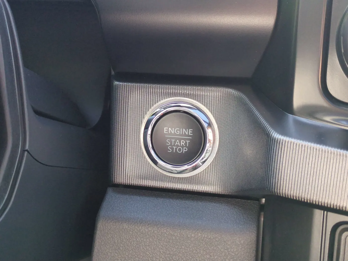 2025 Ford F-450 - $92,900