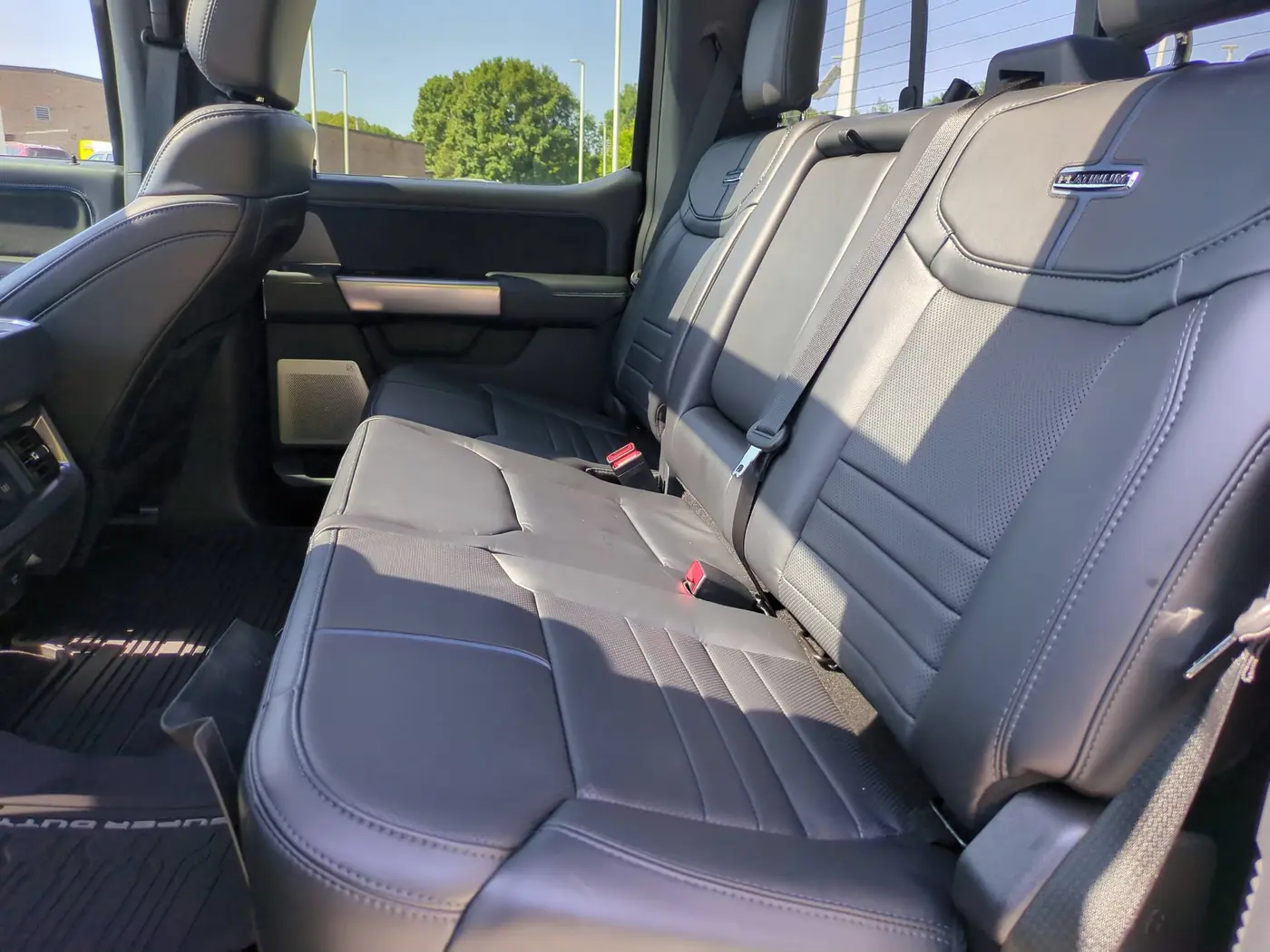 2025 Ford F-450 - $92,900