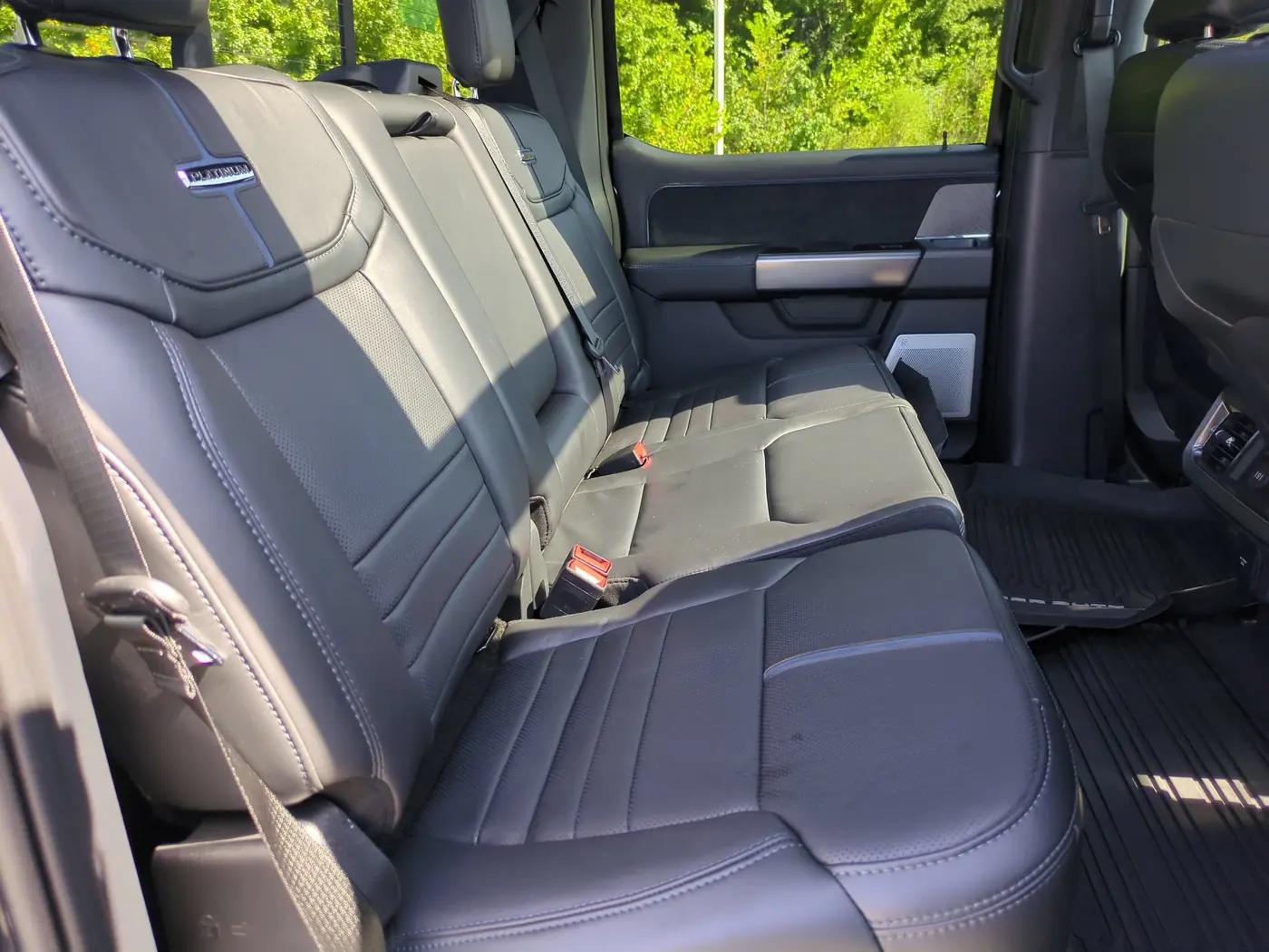 2025 Ford F-450 - $92,900