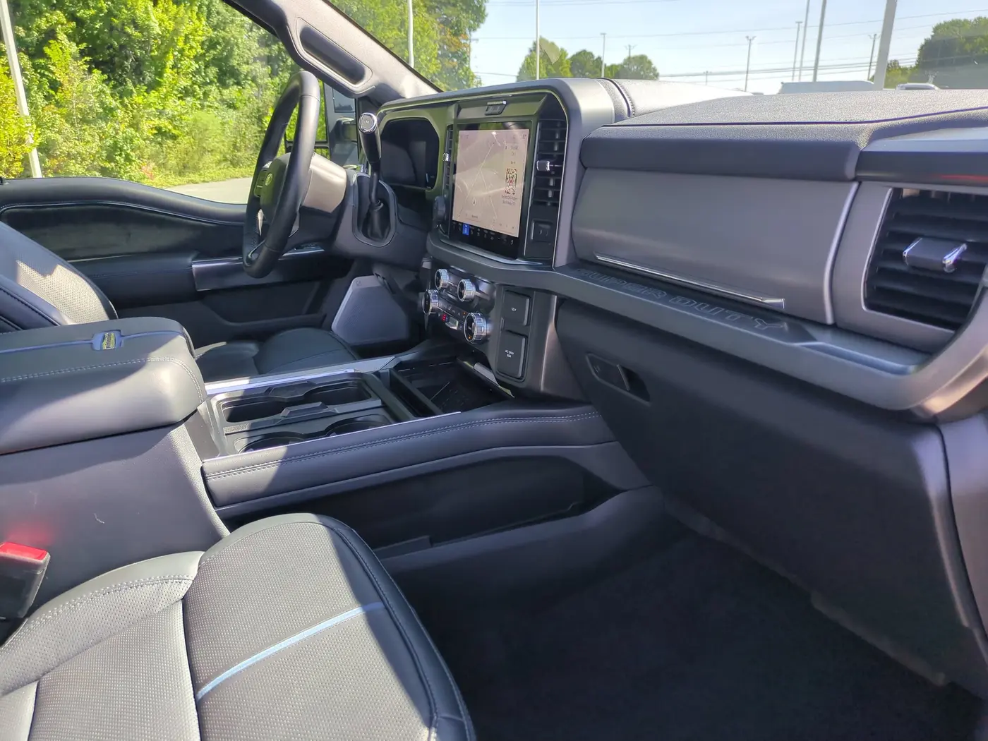 2025 Ford F-450 - $92,900