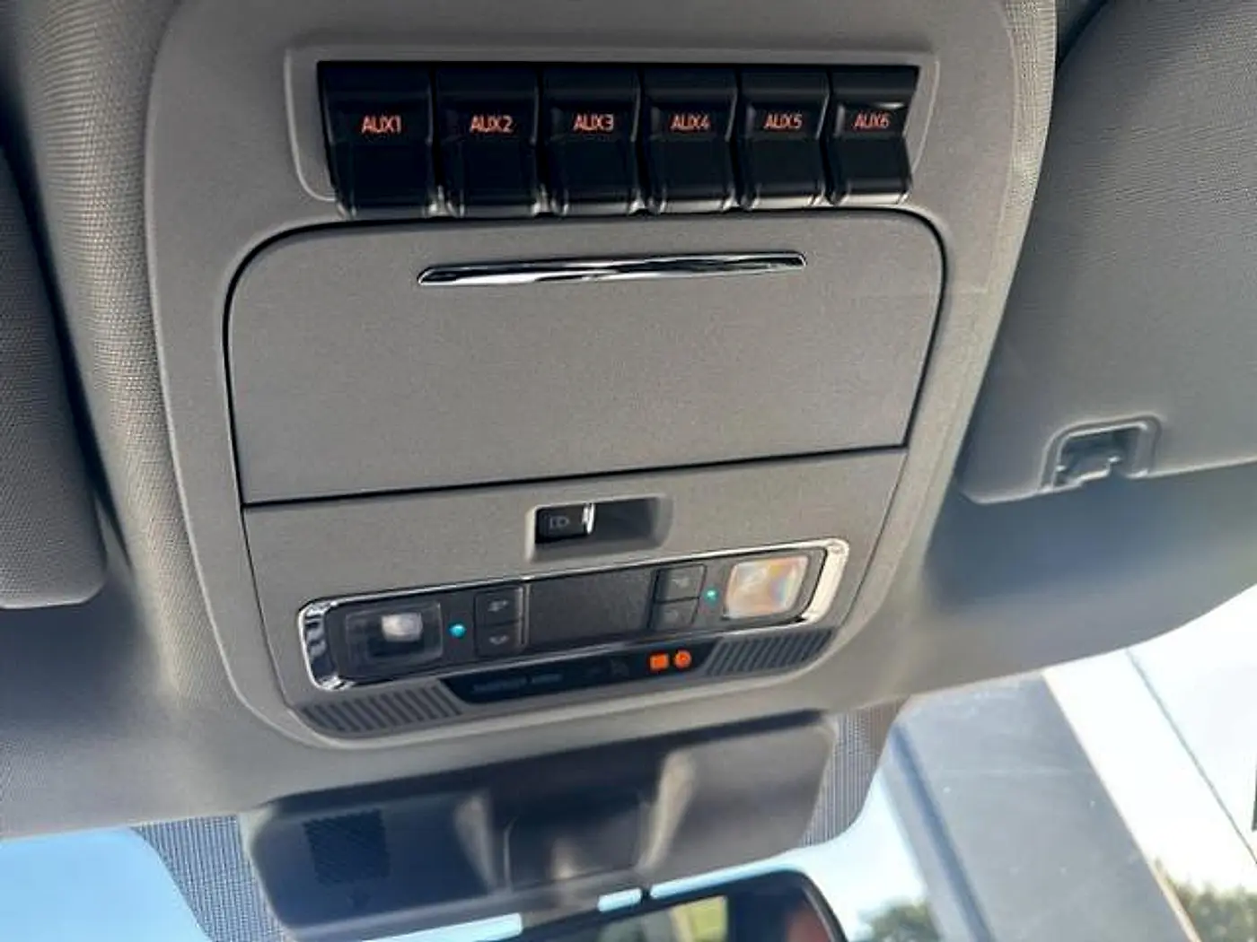 2026 Ford F-450 - $101,990