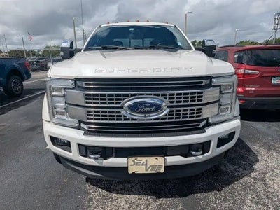 2017 Ford F-450 Super Duty 4X4 King Ranch 4DR Crew Cab 8 FT. LB DRW Pickup