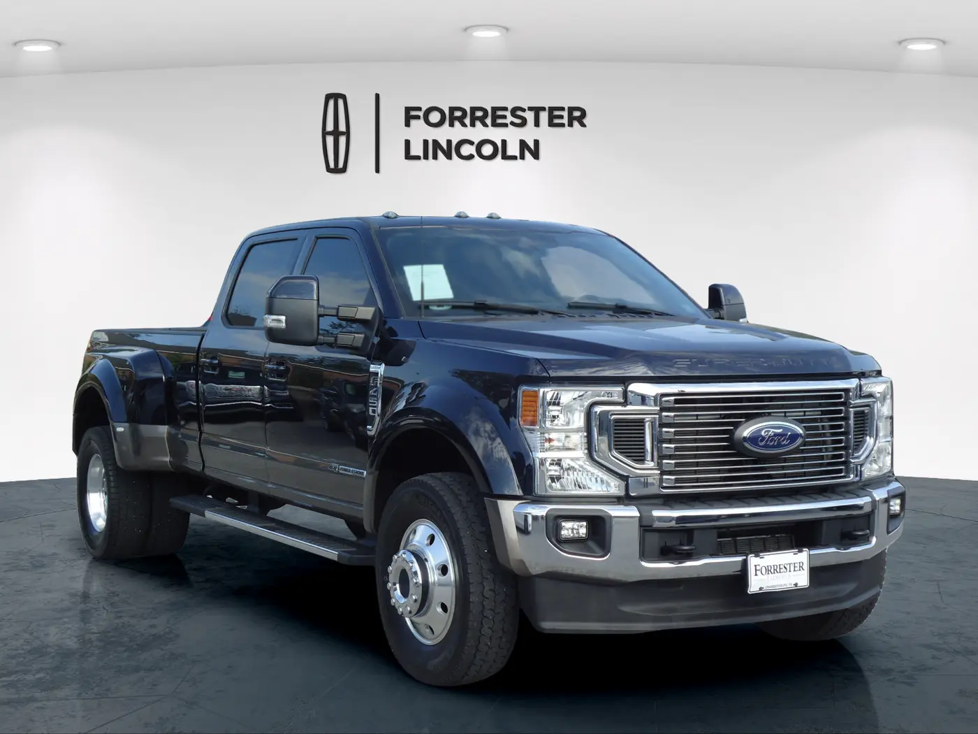 2022 Ford F-450 - $77,900