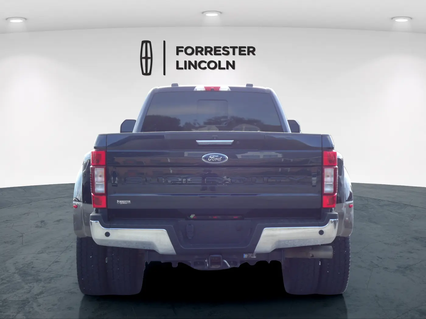 2022 Ford F-450 - $77,900