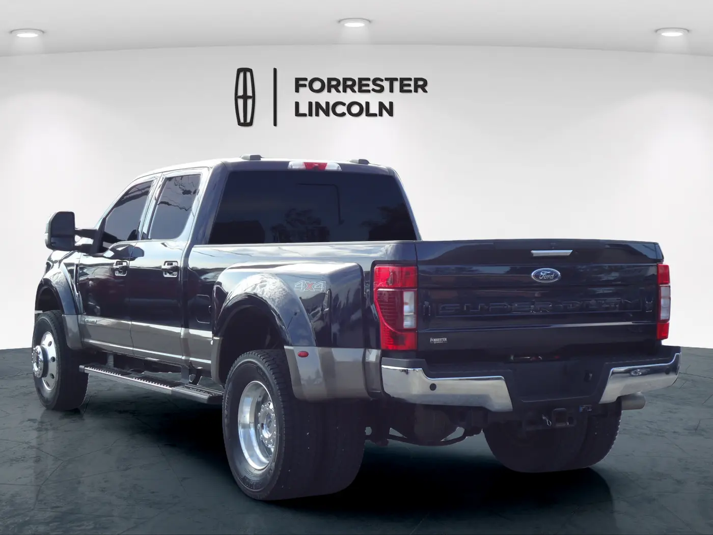 2022 Ford F-450 - $77,900