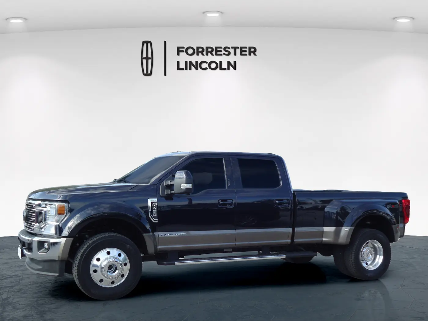 2022 Ford F-450 - $77,900