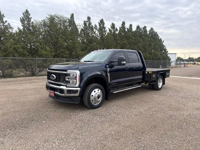 2025 Ford F-450 Super Duty Lariat — photo 1 of 12