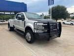 2025 F-450 Super Duty Thumbnail 2