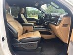 2025 F-450 Super Duty Thumbnail 11