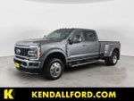 2025 F-450 Super Duty Thumbnail 1