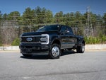 2025 F-450 Super Duty Thumbnail 1